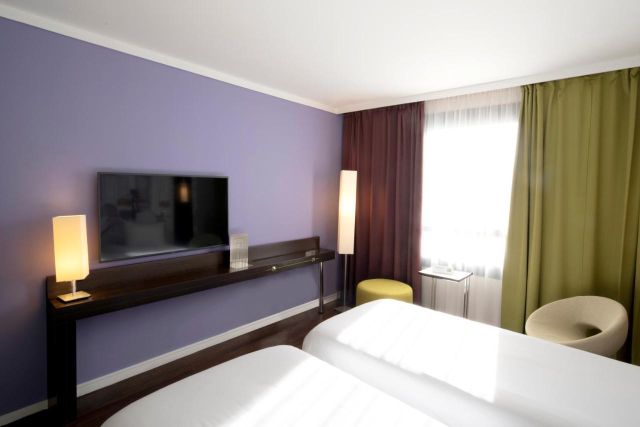Ibis Styles Evry Courcouronnes Hotel And Events エクステリア 写真