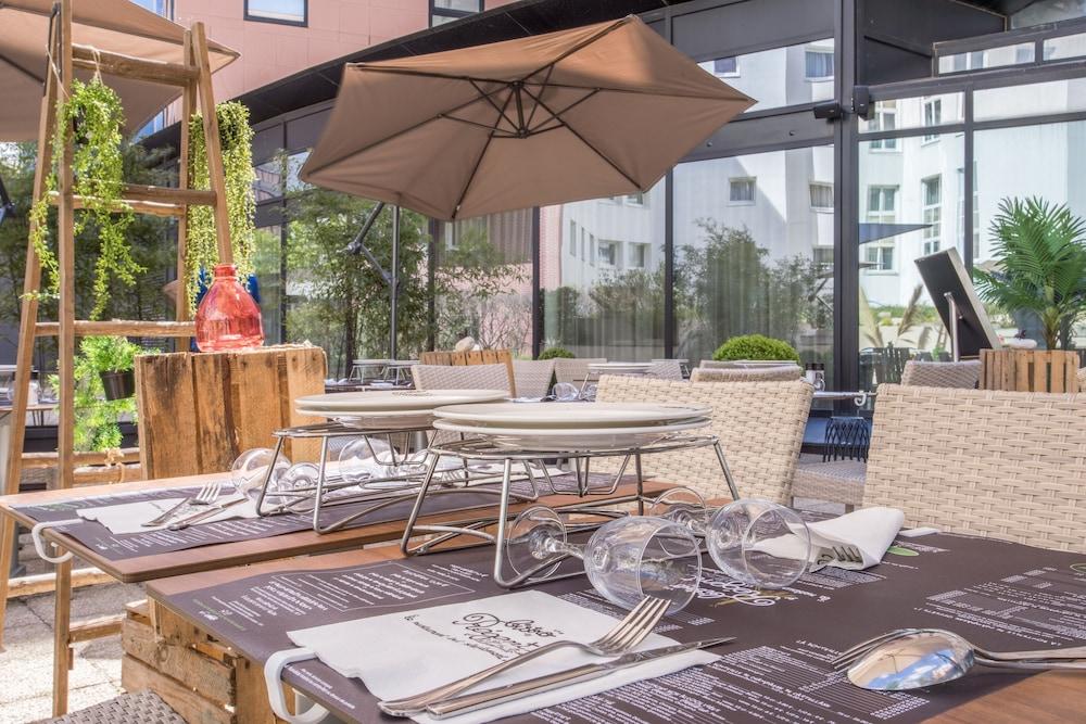 Ibis Styles Evry Courcouronnes Hotel And Events エクステリア 写真