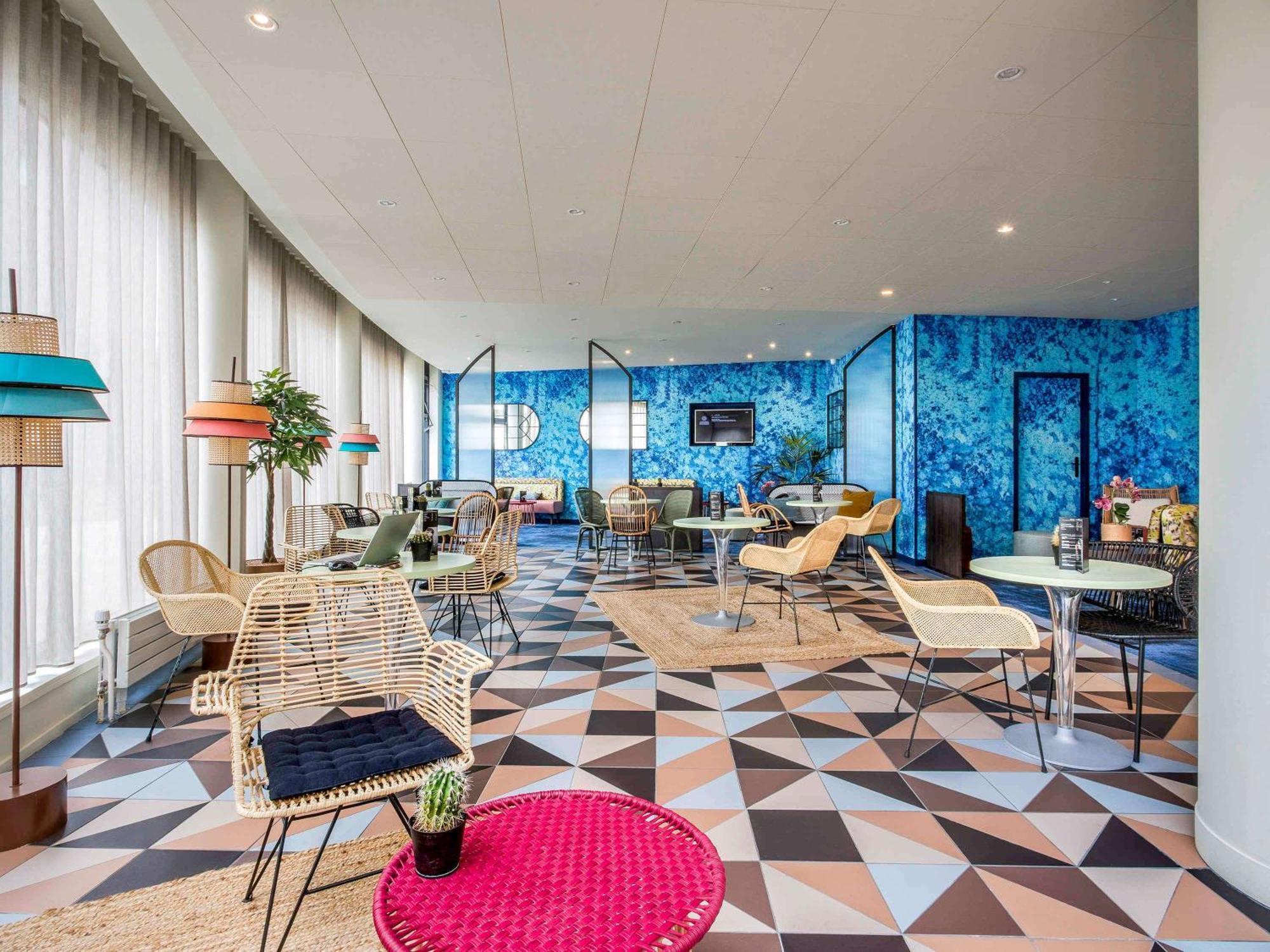 Ibis Styles Evry Courcouronnes Hotel And Events エクステリア 写真